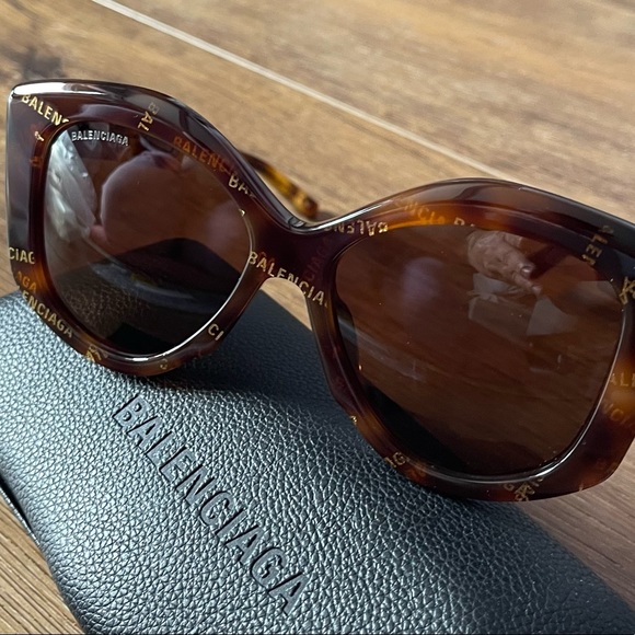 BALENCIAGA-AUTHENTIC (NWT) Tortious Shell, Gold Logo Iridescent Sunglasses - Picture 12 of 16